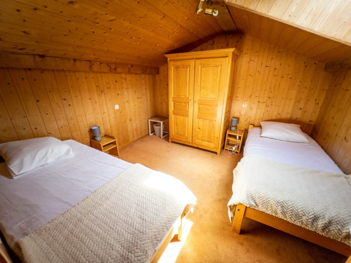 The 5th bedroom in our Courchevel chalet that we use for our Ski Courses